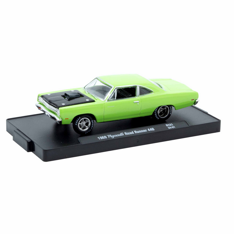 1969 Plymouth Road Runner 440 M2 Machines 1:64 Diecast Auto Drivers Release 121