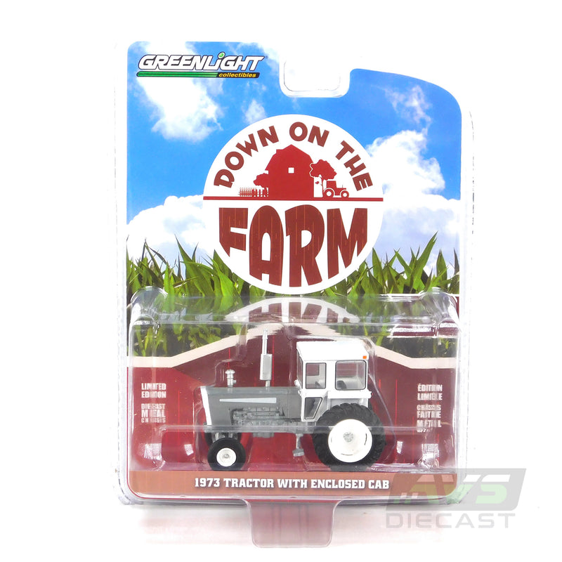 Chase Down on the Farm 48090A 1973 Tractor with Closed Cab 1:64 Diecast