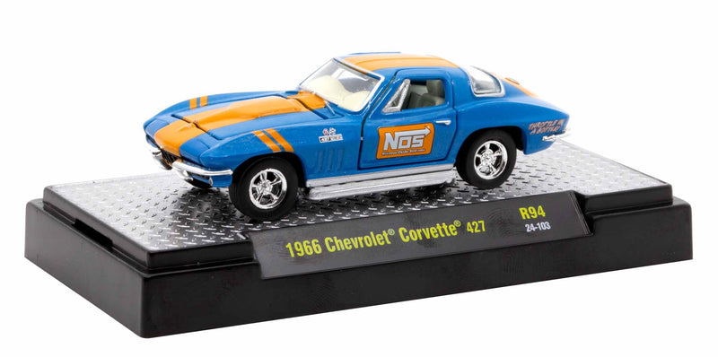 1966 Chevrolet Corvette 427 NOS M2 Machines 1:64 Scale Auto-Thentics Release 94