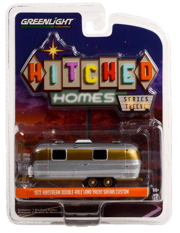 Hitched Homes 34120C 1972 Airstream Double-Axle Land Yacht Safari 1:64 Diecast