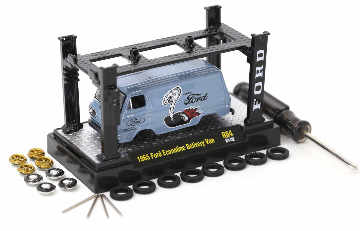 1965 Ford Econoline Van M2 Machines 1:64 Scale Model Kit R64