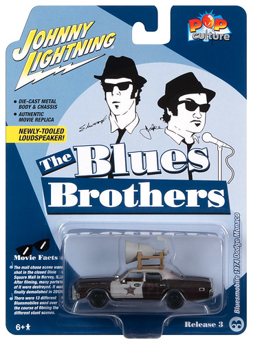 1974 Dodge Monaco Blues Brothers Johnny Lightning Pop Culture 1:64 Scale