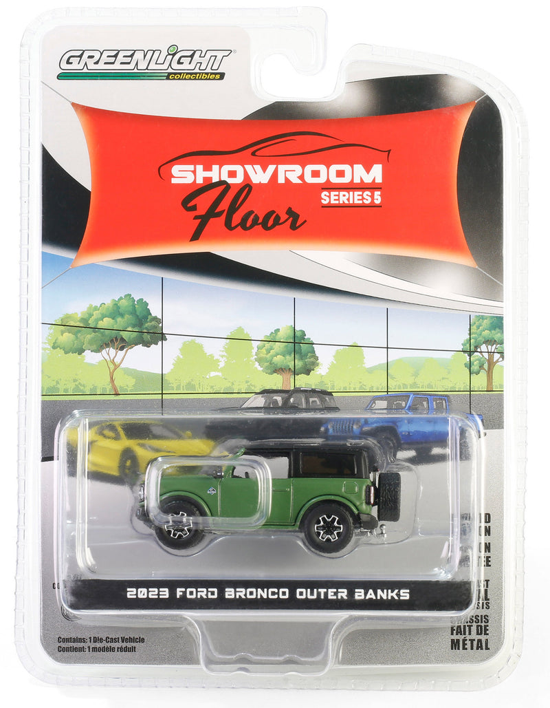 Showroom Floor 68050-E 2023 Ford Bronco 2-Door Outer Banks 1:64 Diecast