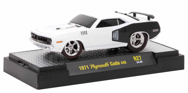 1971 Plymouth Cuda 440 M2 Machines 1:64 Scale Ground Pounders Release 27