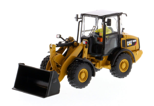 Caterpillar 906M Wheel Loader 1:50 Scale Diecast 85557