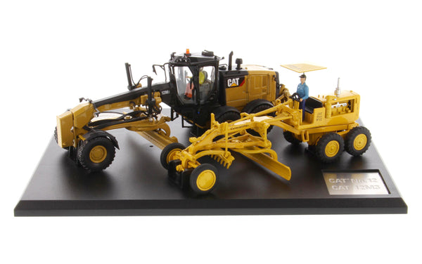 Caterpillar 12M3 and N0. 12 Motor Grader Evolution Series 1:50 Scale Diecast 85560