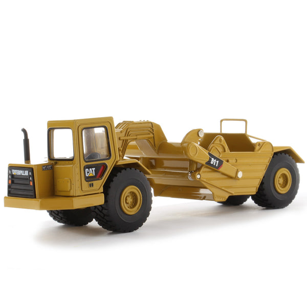 Caterpillar Wheel Tractor 611 Scraper 1:64 Scale Diecast 85695