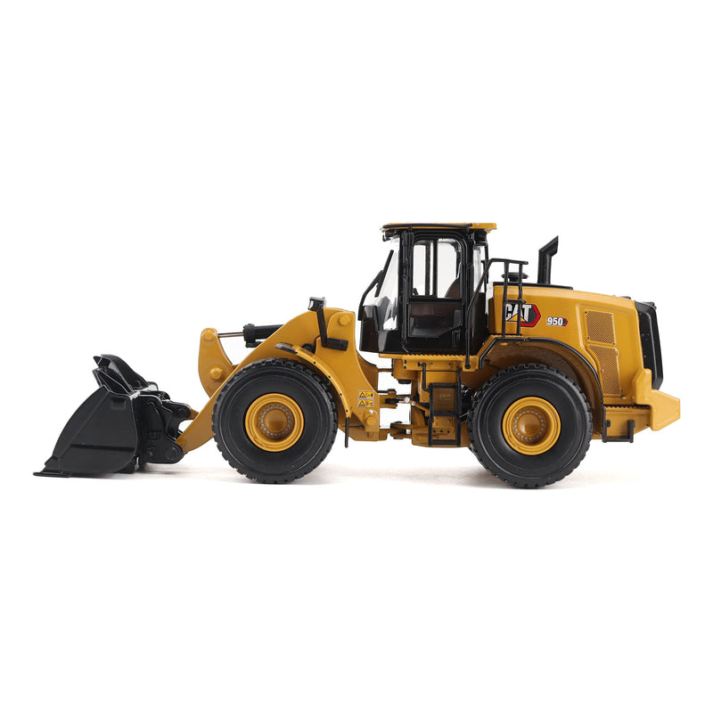 Caterpillar 950 Wheel Loader 1:50 Scale Diecast 85770