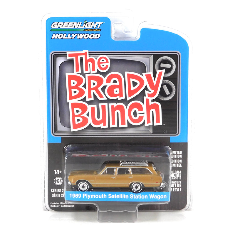 Hollywood 44890B 1969 Plymouth Satellite Station Wagon The Brady Bunch 1:64 Diecast