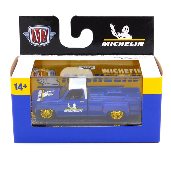 Chase 1973 Chevrolet Cheyenne Super 30 M2 Machines 1:64 Scale Auto-Thentics Release 102