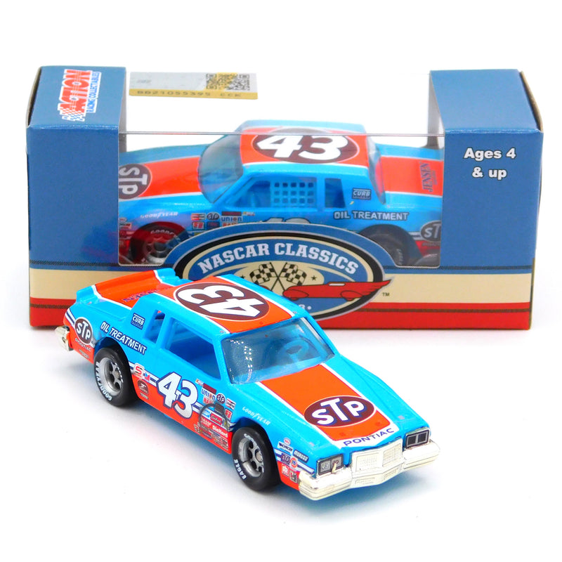 Richard Petty 1984 STP Daytona 200th Win 1:64 Nascar Diecast