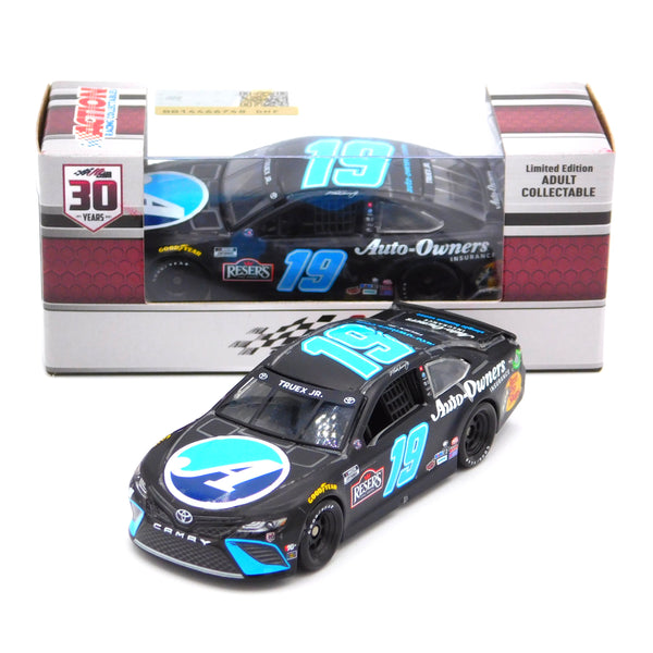 Martin Truex Jr 2021 Auto-Owners Insurance Darlington Throwback 1:64 Nascar Diecast