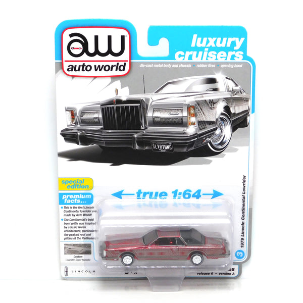 Chase 1973 Lincoln Continental Silver Auto World Premium Series 6 1:64 Scale