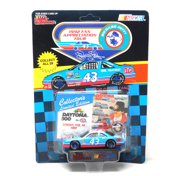 *Pre-Owned* Richard Petty 1992 STP Daytona 500 Racing Champions 1:64 Nascar Diecast