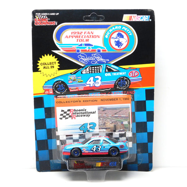 *Pre-Owned* Richard Petty 1992 STP Phoenix Racing Champions 1:64 Nascar Diecast
