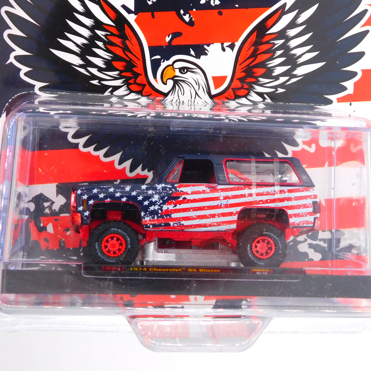 Chase 1974 Chevrolet K5 Blazer M2 Machines 1:64 Scale Hobby Special 31