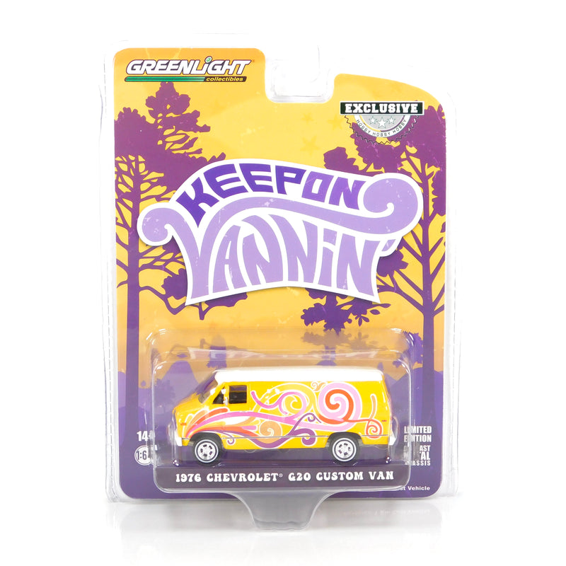 Hobby Exclusive 30476 Vannin' 1976 Chevrolet G20 Custom Van 1:64 Diecast