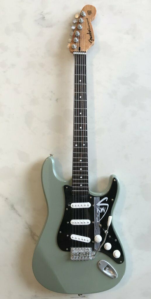 Axe Heaven Kenny Wayne Shepherd KWS Green Fender Strat Mini Guitar KS-555 - Axe Heaven - AVS Diecast