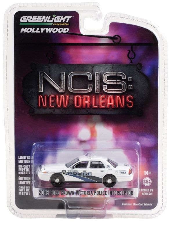 Hollywood 44990-E 2006 Ford Crown Victoria NCIS: New Orleans - Greenlight - AVS Diecast