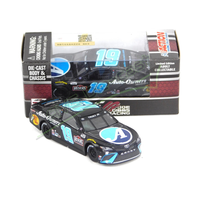 Martin Truex Jr 2021 Auto-Owners Insurance Darlington Throwback 1:64 Nascar Diecast Chassis Rubber Tires - Lionel Racing - AVS Diecast