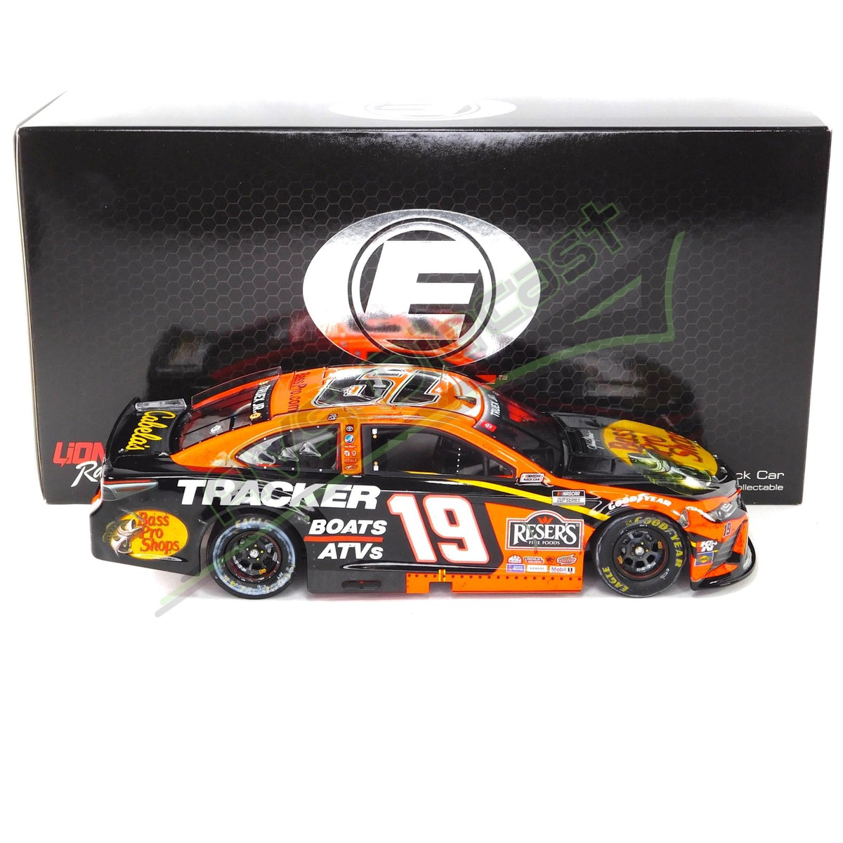 m&m.s BASS BOAT 1/24 NASCAR 公式商品 s-l400.jpg